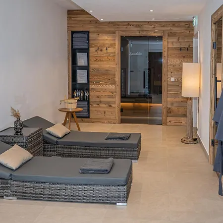 Alpenblick 9, Im Allgaeu, Bergblick Pur - Neueroeffnung! Apartment *